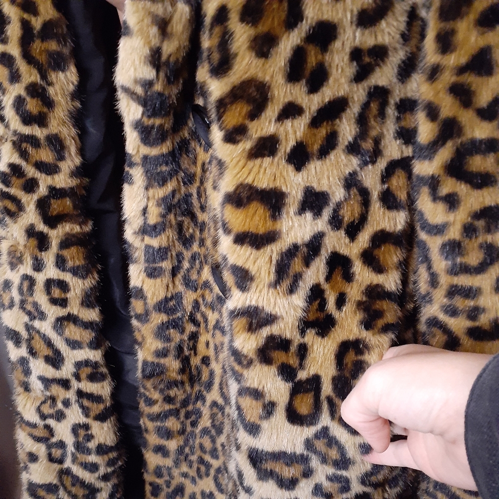 Zara Faux Fur Cheetah Print Oversized Coat - Picture 4 of 6